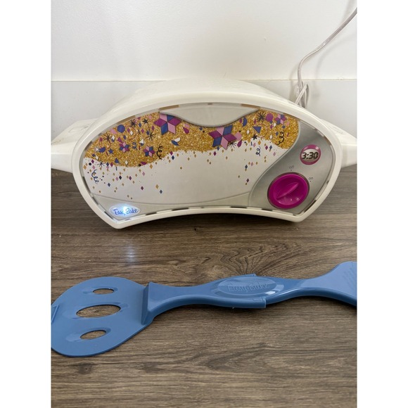 Easy Bake Oven Hasbro Purple Timer Baking Toy with Blue Spatula - Picture 1 of 7